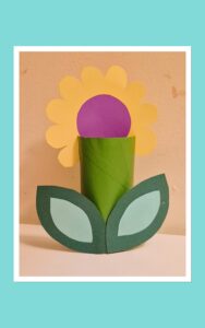 HOW TO MAKE A FLOWER DECORATION FROM PAPER ROLL